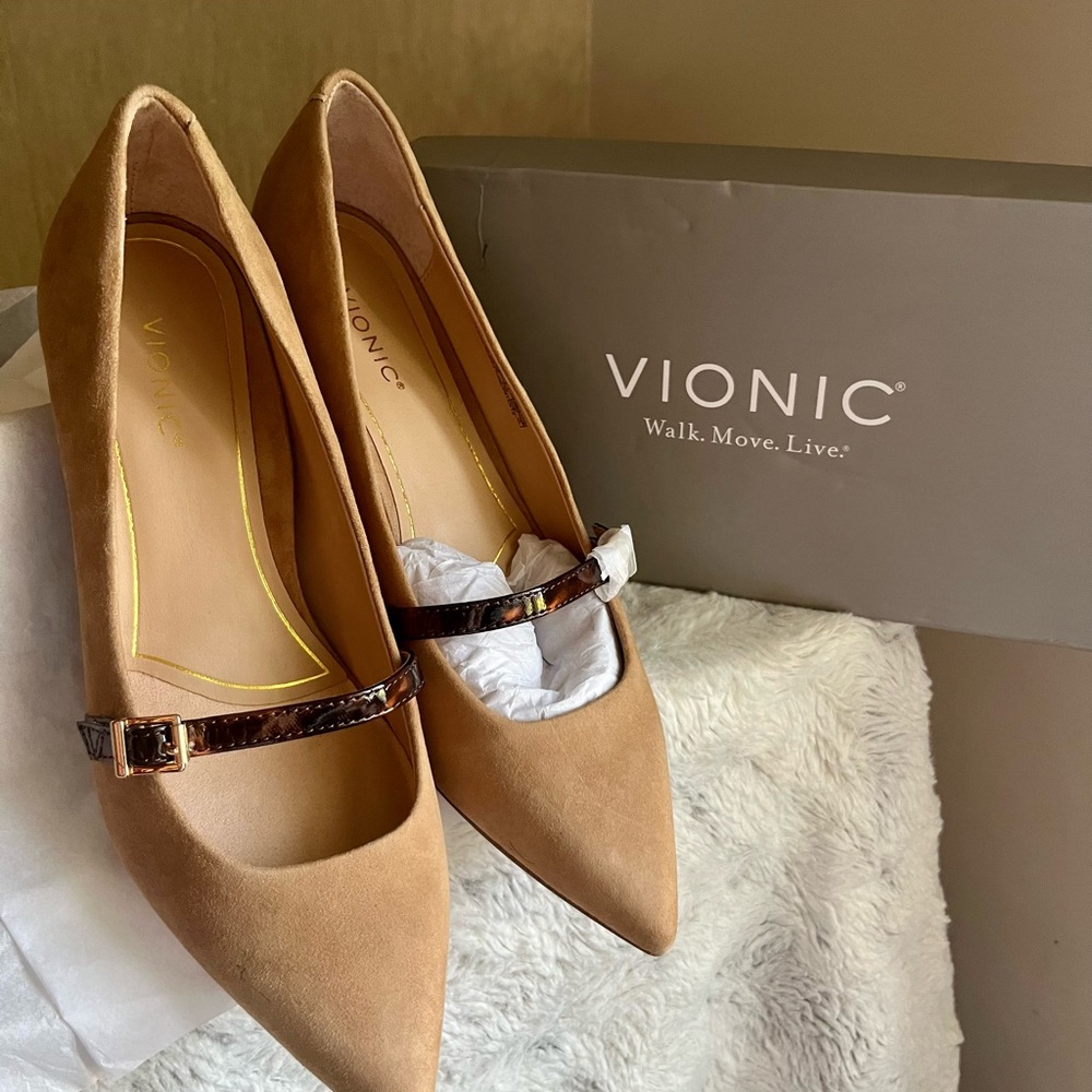 Vionic mini kitten heel tan suede feel with this tortoise strap.
